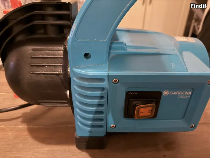 Myydään Vattenpump Gardena 3000/4