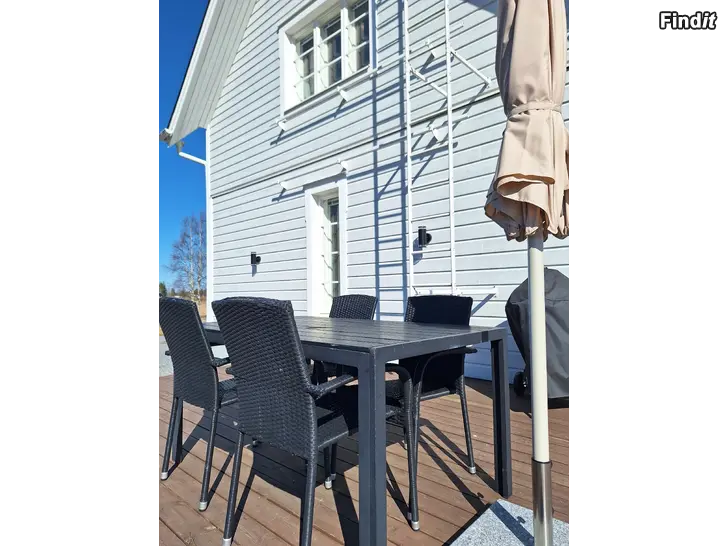 Myydään Utebord+fyra stolar