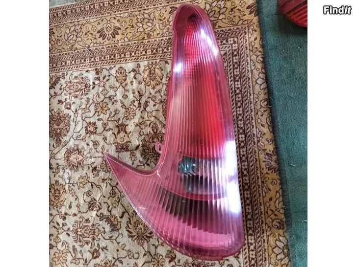 Myydään Takavalo Peugeot 206