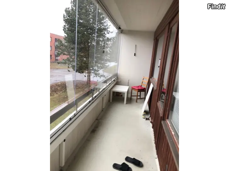 Uthyres Uthyres på Ringvägen 16 i Närpes, 1 r + kv 34m2 inglasad balkong