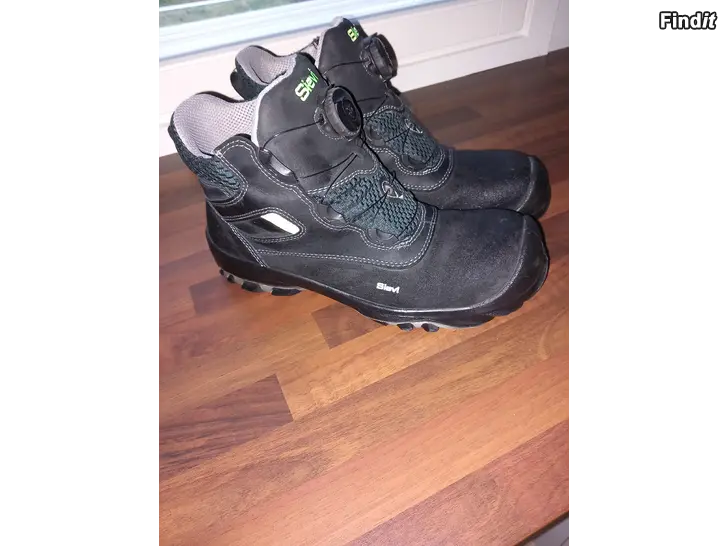 Myydään Sievi Roller uudet turvakengät. Koko 43