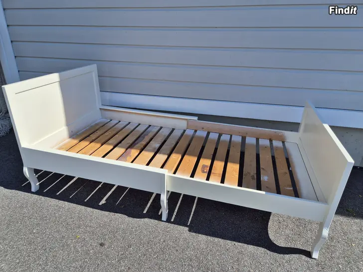 Myydään Päästä vedettävä antiikkisänky