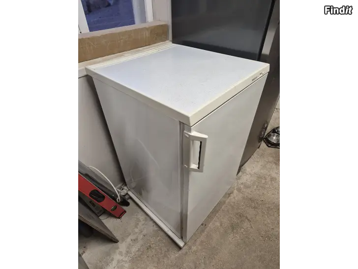 Myydään Zanussi frys 55x60x85