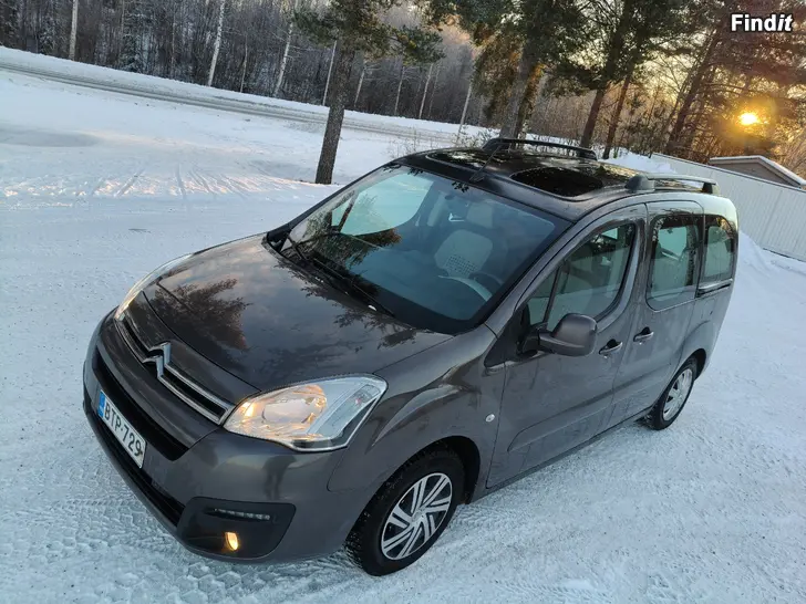 Säljes Citroen Berlingo 1.6 HDI 2016 Automat