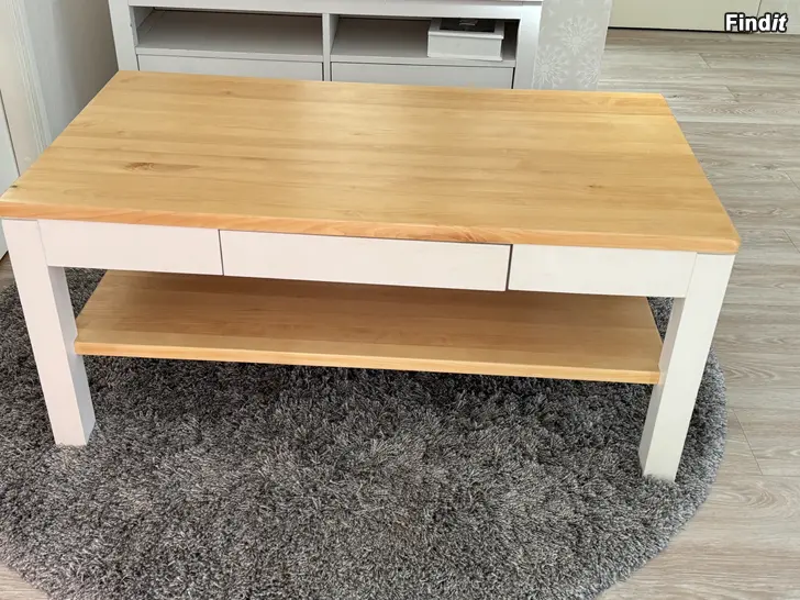 Säljes Soffbord