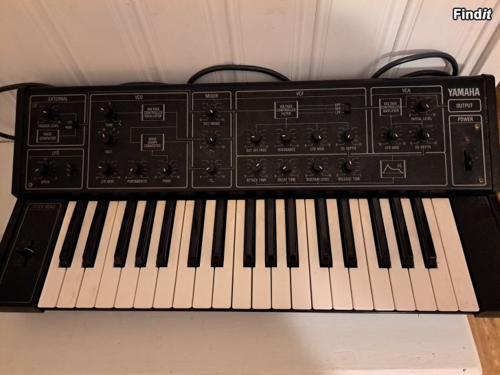 Myydään YAMAHA syntikka CS-5