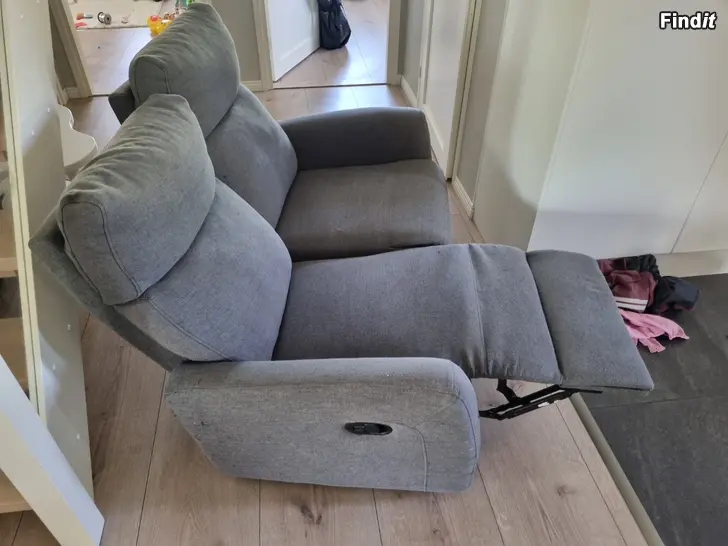 Säljes Soffa med mekanism