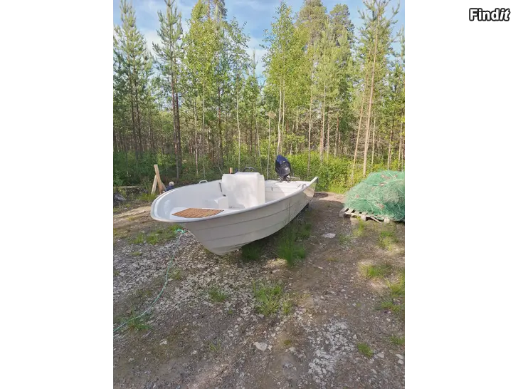 Säljes Willys 500 Tohatsu 30 4t
