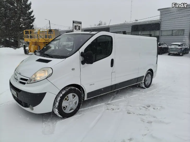 Säljes Nissan Primastar 2011 Långa Modellen