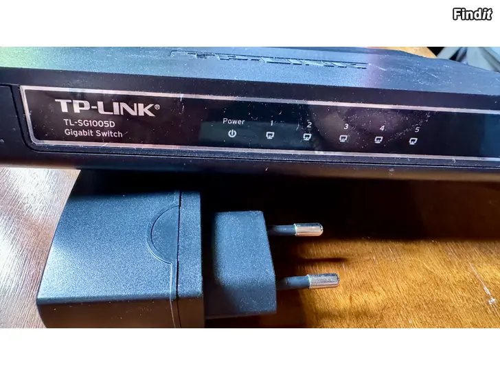 Säljes TP-LINK 5 port Gigabit switch