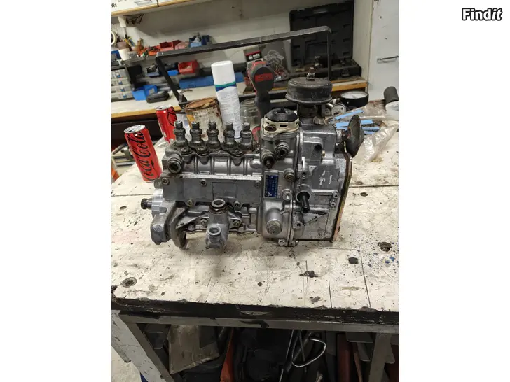 Säljes Om605 / 602 RS201 dieselpump