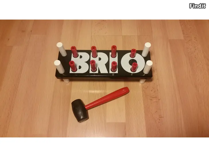 Säljes BRIO punamusta hakka  10e