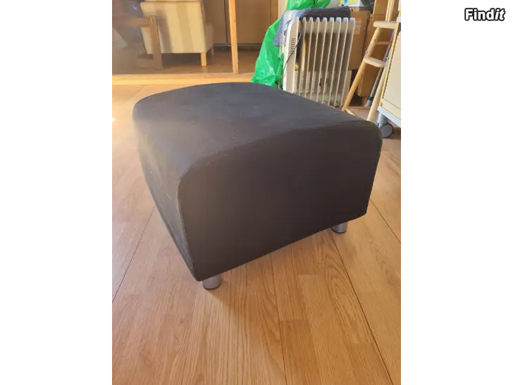 Säljes Svart Ikea pall