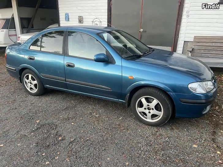Myydään Nissan Almera 1,8 Sedan juuri kats