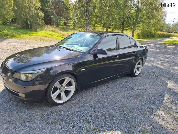 Säljes 19x10 ja 19x9 vanteet ja renkaat BMW