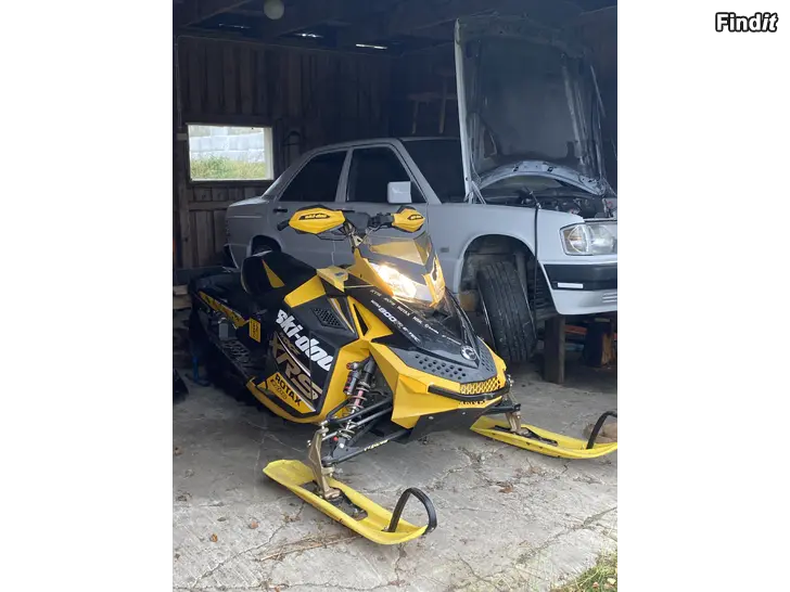 Säljes Skidoo mxz xrs 800 etec