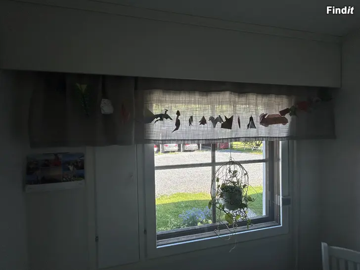 Säljes Gardinkappa