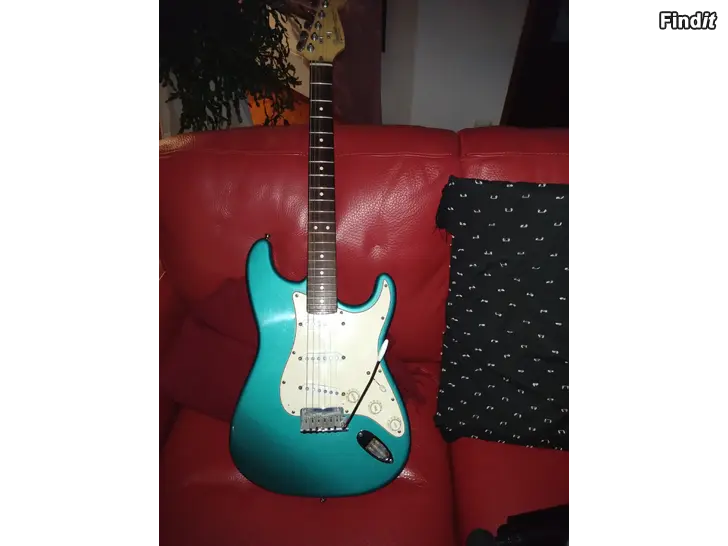Myydään Fender Stratocaster 1994 USA