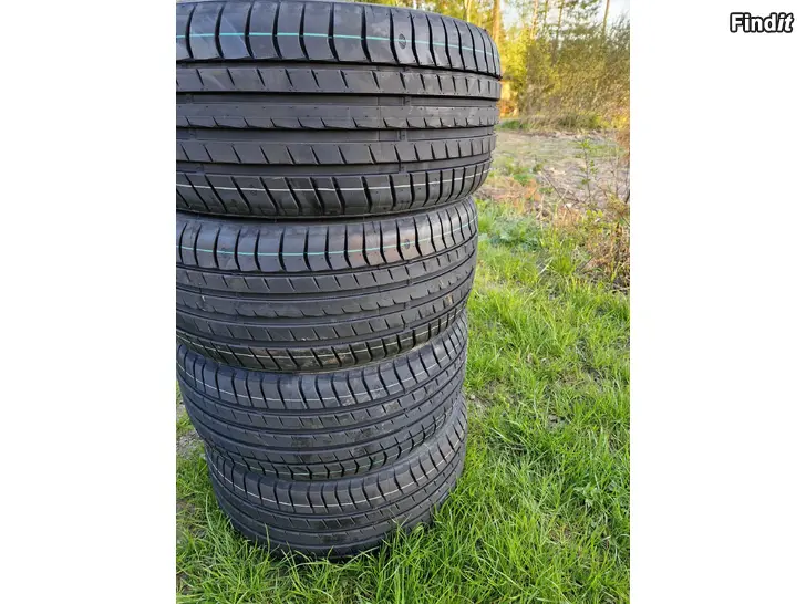 Myydään 225/40r18