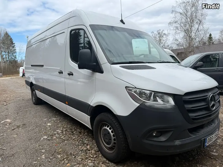 Säljes Mercedes Benz Sprinter 2022