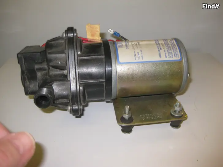 Säljes VATTENPUMP 12 V LIKSTRÖM