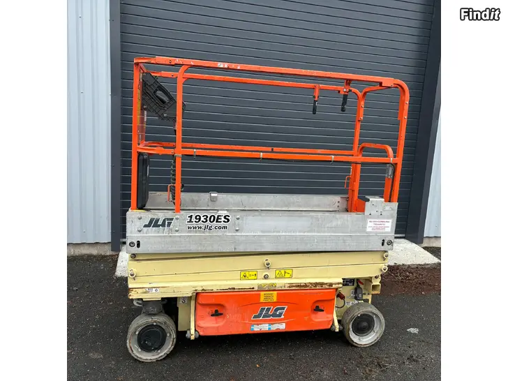 Myydään JLG 1930ES ajettava saksilavanostin