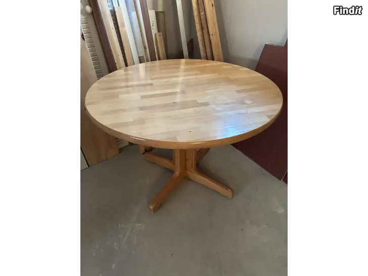 Säljes Bord + 6st stolar