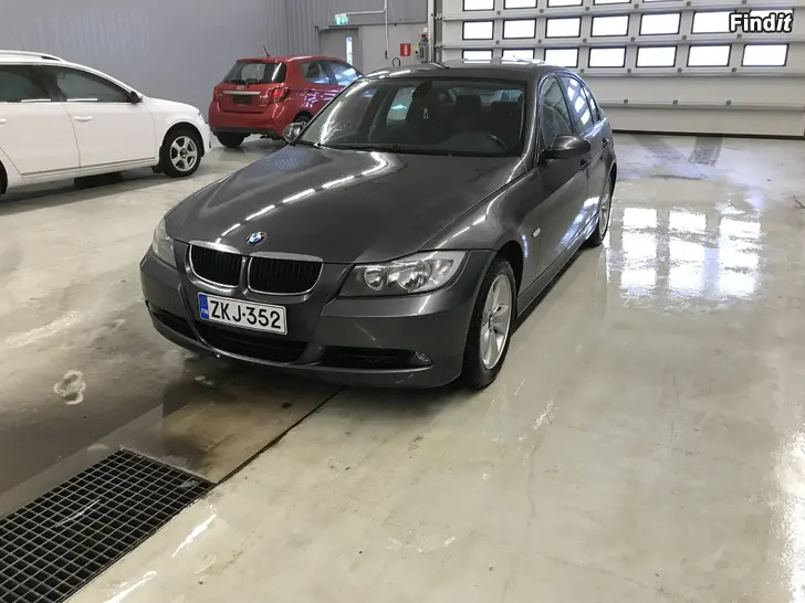 Säljes BMW 320i e90