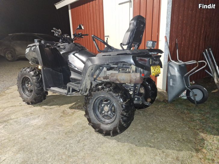 Säljes Arctic Cat 550 fyrhjuling