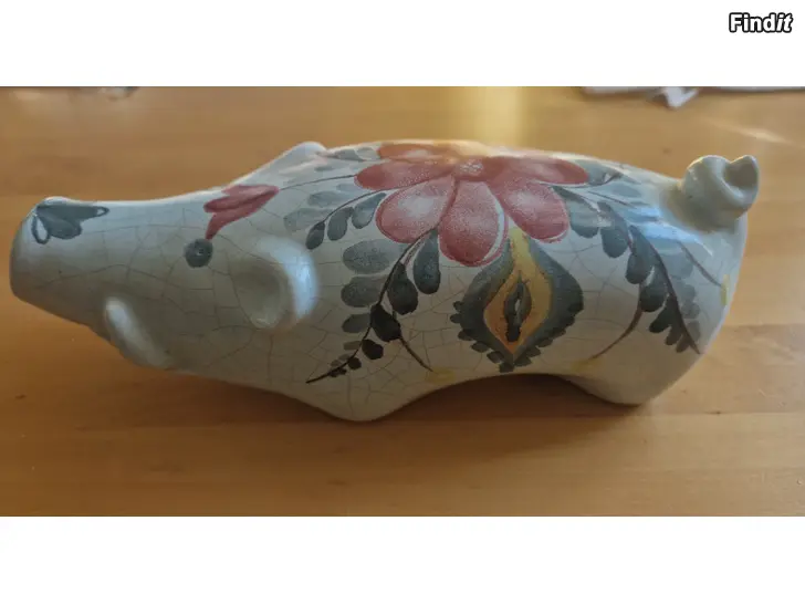 Myydään Arabia possu