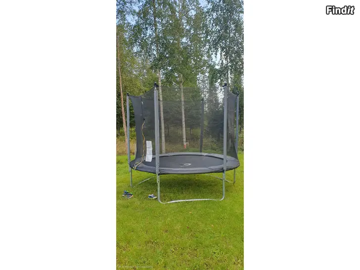 Säljes Studsmatta 2,44m