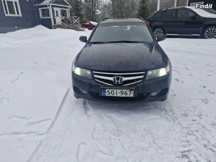 Myydään Honda accord 2.4 manual