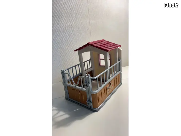 Myydään Schleich box + hage