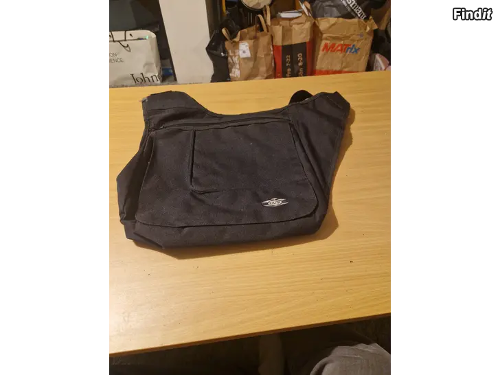 Säljes Väska.......