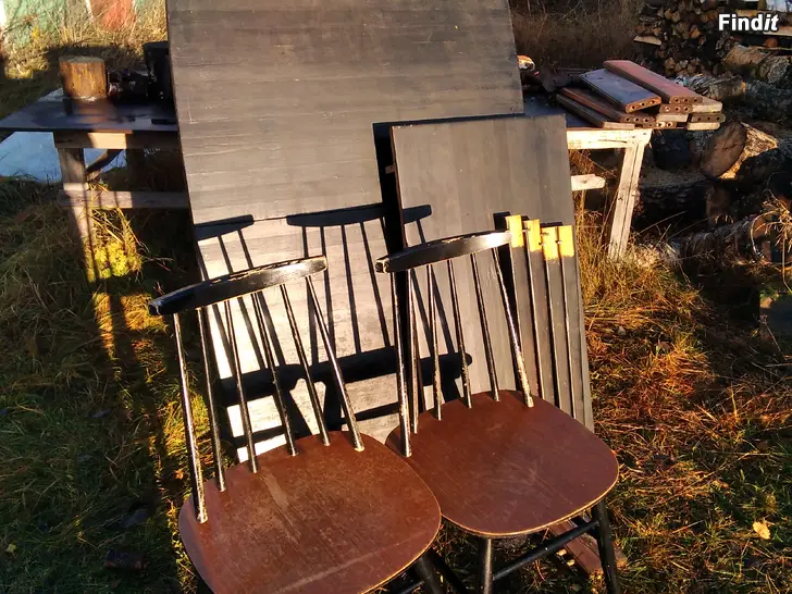 Säljes Bord o stolar