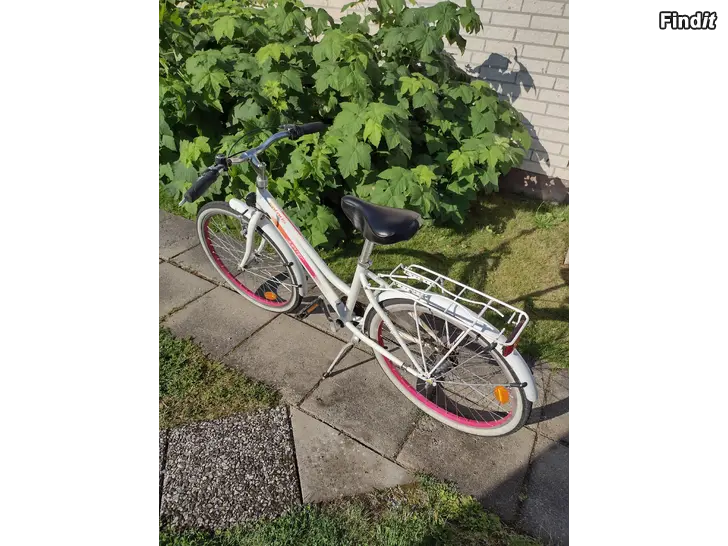 Säljes En Jupiter 24 tums cykel säljes