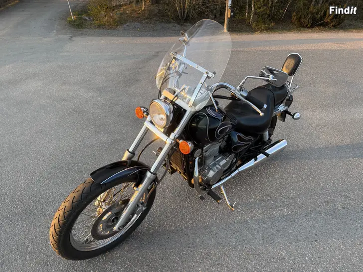 Myydään Kawasaki EN 500