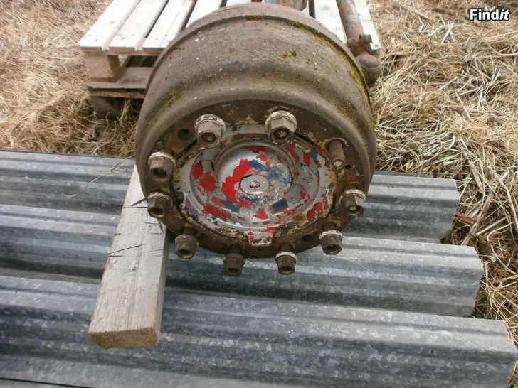 Myydään Scania   etuakseli