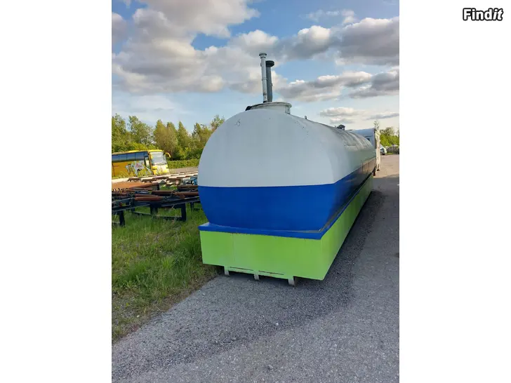 Myydään Polttoaine säiliö