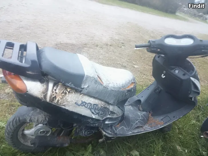 Säljes Kinavespa 4t