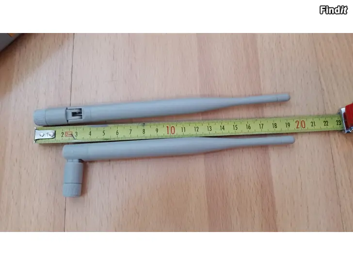 Myydään WLAN antenni 2.4GHz SMA-RP-liitin 2kpl 5e