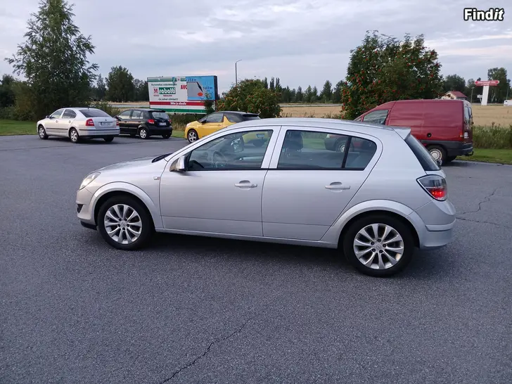 Myydään Opel Astra 1.6 Twinport 115hv 5-ov