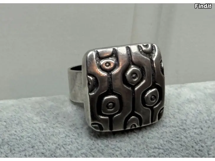 Säljes Silversmycken Kalevala