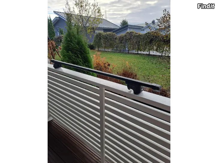 Säljes Thule takräcke