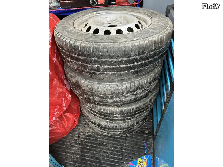 Säljes Mercedes Vito Oem 16 Tummare 5x112