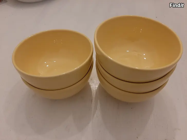 Myydään Vähän käytetty iittala teema kulhot