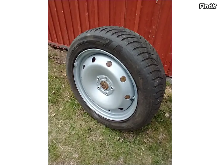 Säljes Däck och fälgar till Renault Laguna