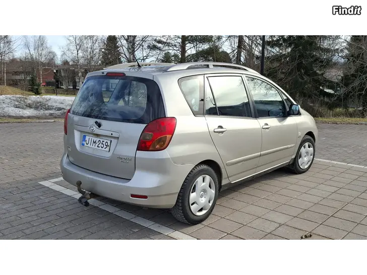 Säljes Toyota Corolla Verso 2.0 D4D 2003vm aj.365000km
