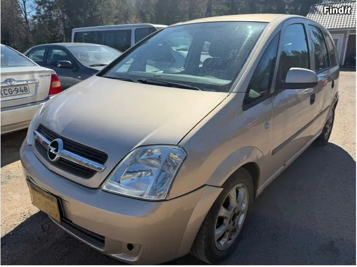 Säljes OPEL AGILA  osina ,i delar