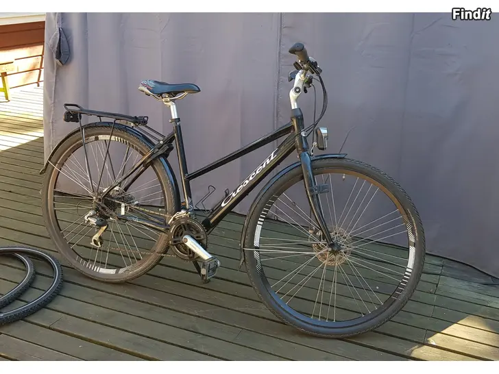 Myydään En bra cykel